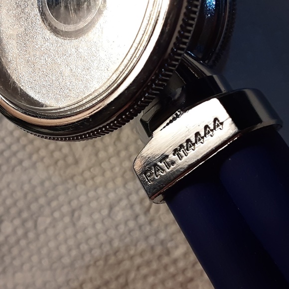 ADC Stethoscope PAT 114444 (🔵) - Picture 4 of 8